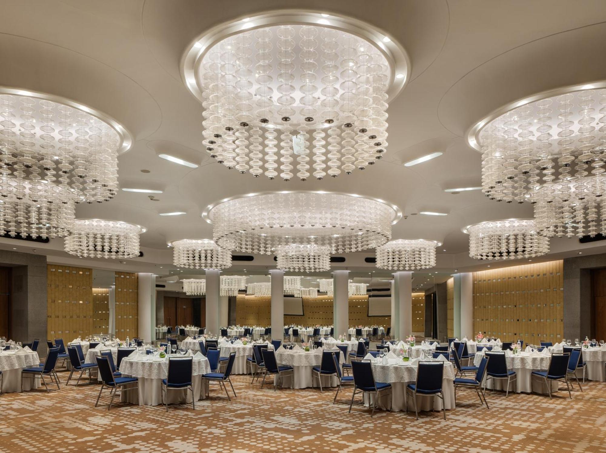 Avasa Hotel Haidarábád Kültér fotó