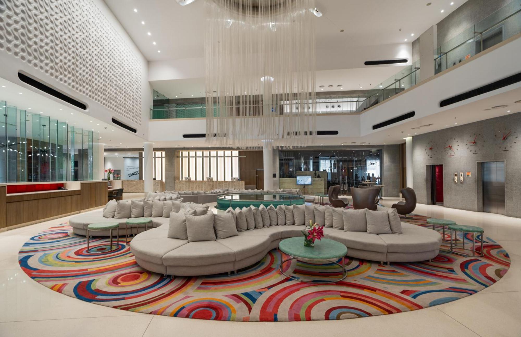 Avasa Hotel Haidarábád Kültér fotó